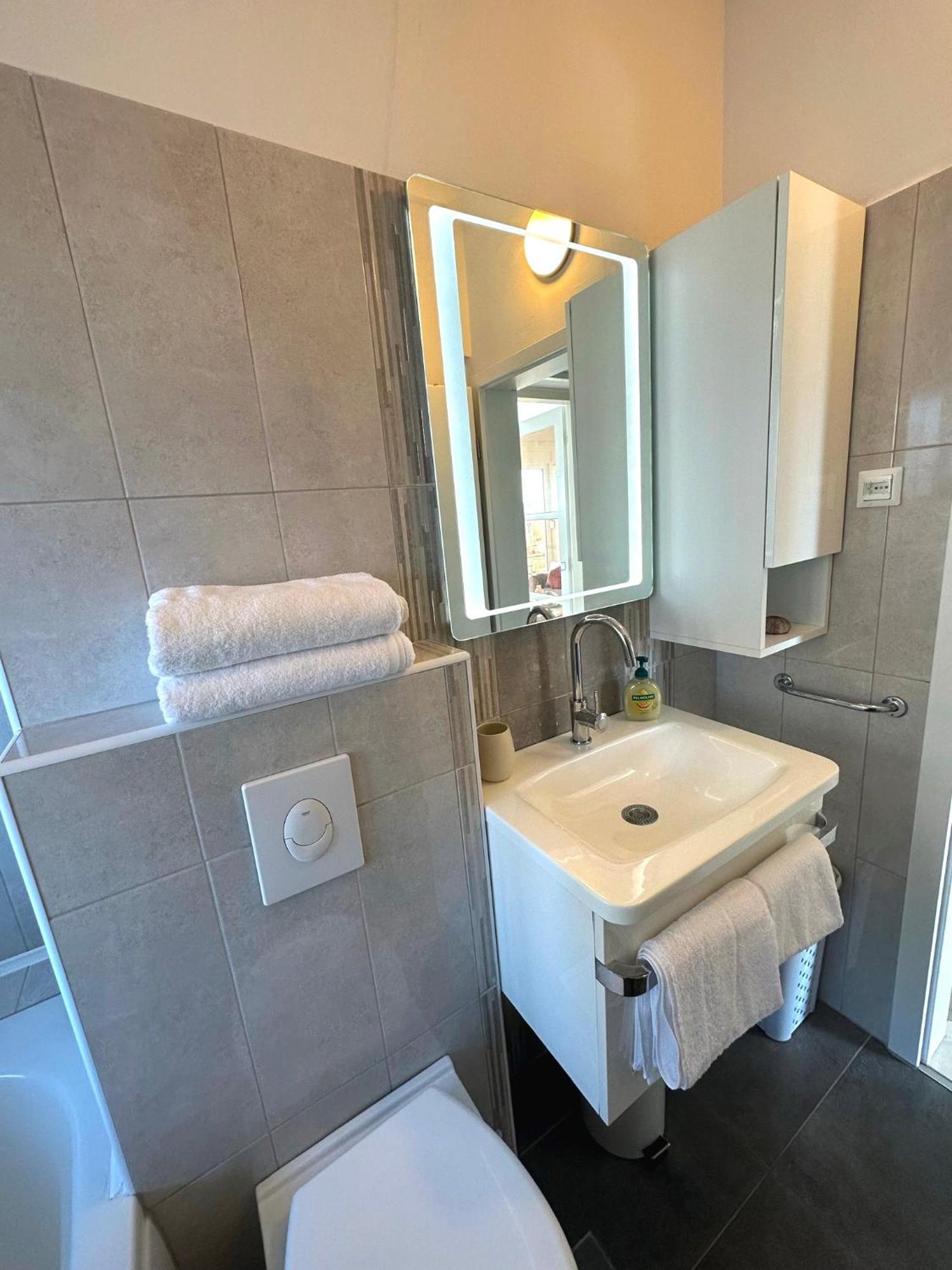 Spacious 3Bdr App In Center "Sunny Bayside" Zadar Zewnętrze zdjęcie